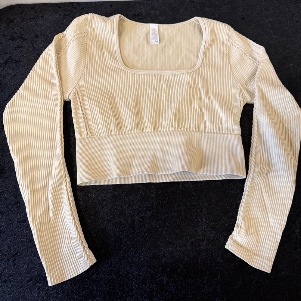 Offline by Aerie Ribbed Cropped Long Sleeve Top Cream Size M - Picture 5 of 6